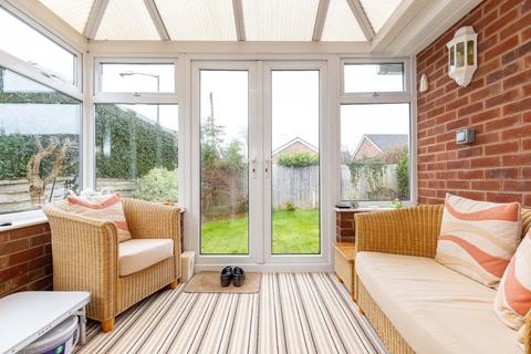 33 Wincote Close, Kenilworth, CV8 2QE
