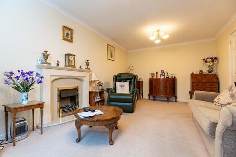 33 Wincote Close, Kenilworth, CV8 2QE