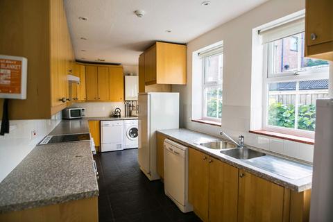 6 bedroom house to rent, Birmingham B16