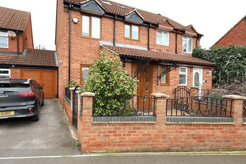 15 Remington Road, London, E6 5SW