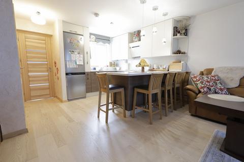 15 Remington Road, London, E6 5SW