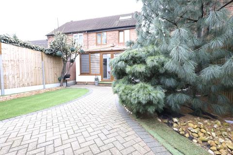15 Remington Road, London, E6 5SW