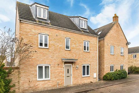 Collinson Crescent, Huntingdon, Cambridgeshire.