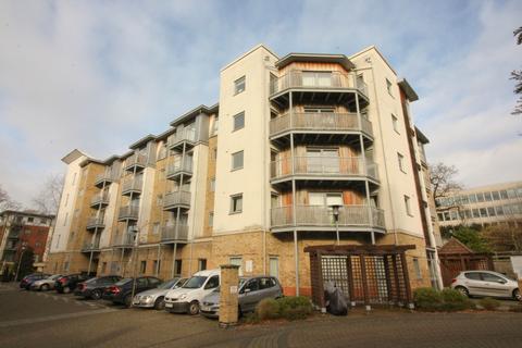 2 bedroom apartment to rent, Calloway House, Farnborough GU14