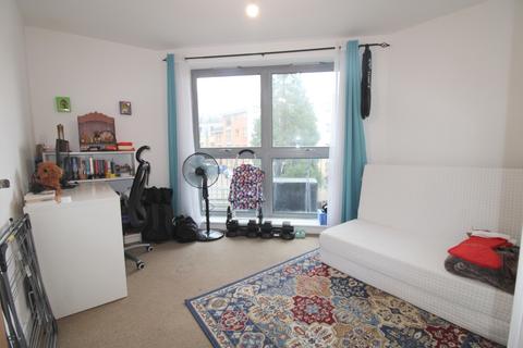 2 bedroom apartment to rent, Calloway House, Farnborough GU14