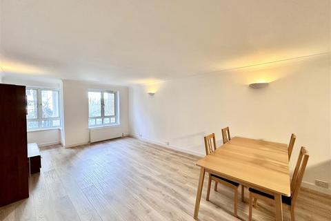 1 bedroom apartment to rent, Admiral Walk, London W9