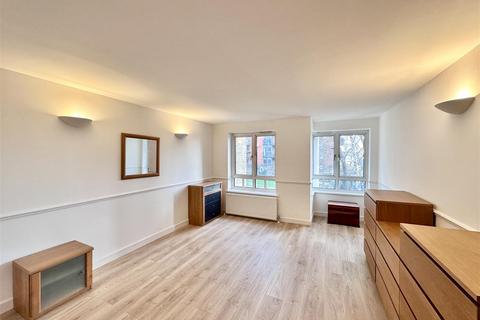 1 bedroom apartment to rent, Admiral Walk, London W9