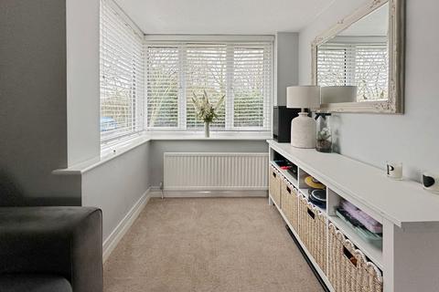 6 Sorrel Close, Trowbridge, BA14 0XX