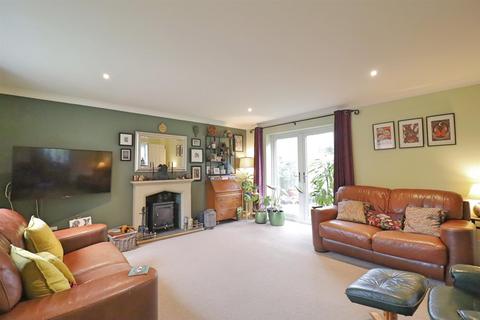 4 bedroom detached house for sale, Wigeon Close, Great Notley, Braintree