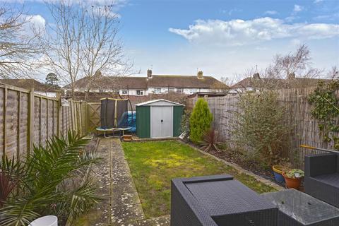 33 Turner Road, Worthing, BN14 8PY