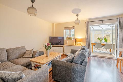 63 Avenue De Gien, Malmesbury, SN16 9GX