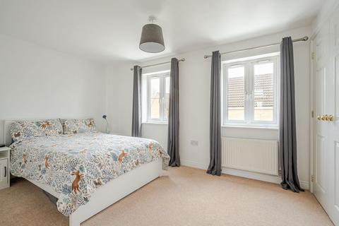 63 Avenue De Gien, Malmesbury, SN16 9GX