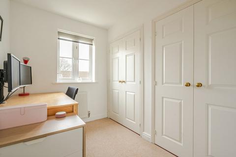 63 Avenue De Gien, Malmesbury, SN16 9GX
