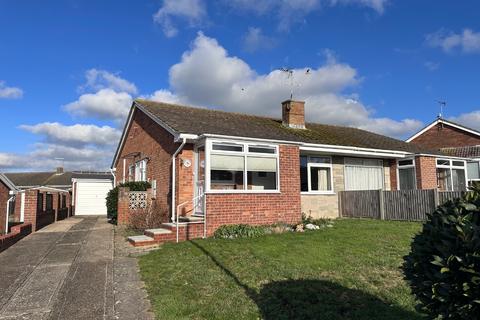 3 bedroom semi-detached bungalow for sale, Sandpiper Road, Whitstable, Kent, CT5