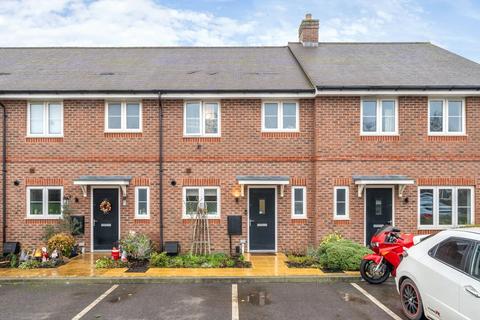 2 bedroom terraced house for sale, Pippin Close, Cranleigh, GU6