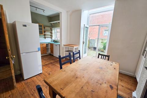 4 bedroom terraced house for sale, Hill Street, Withington