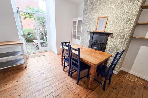 4 bedroom terraced house for sale, Hill Street, Withington