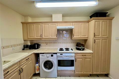 74 Atlantic Close, Ocean Village, Southampton, SO14 3TB
