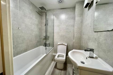 74 Atlantic Close, Ocean Village, Southampton, SO14 3TB