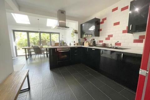 3 bedroom semi-detached house for sale, Clive Close, Potters Bar, Hertfordshire, EN6 2AE