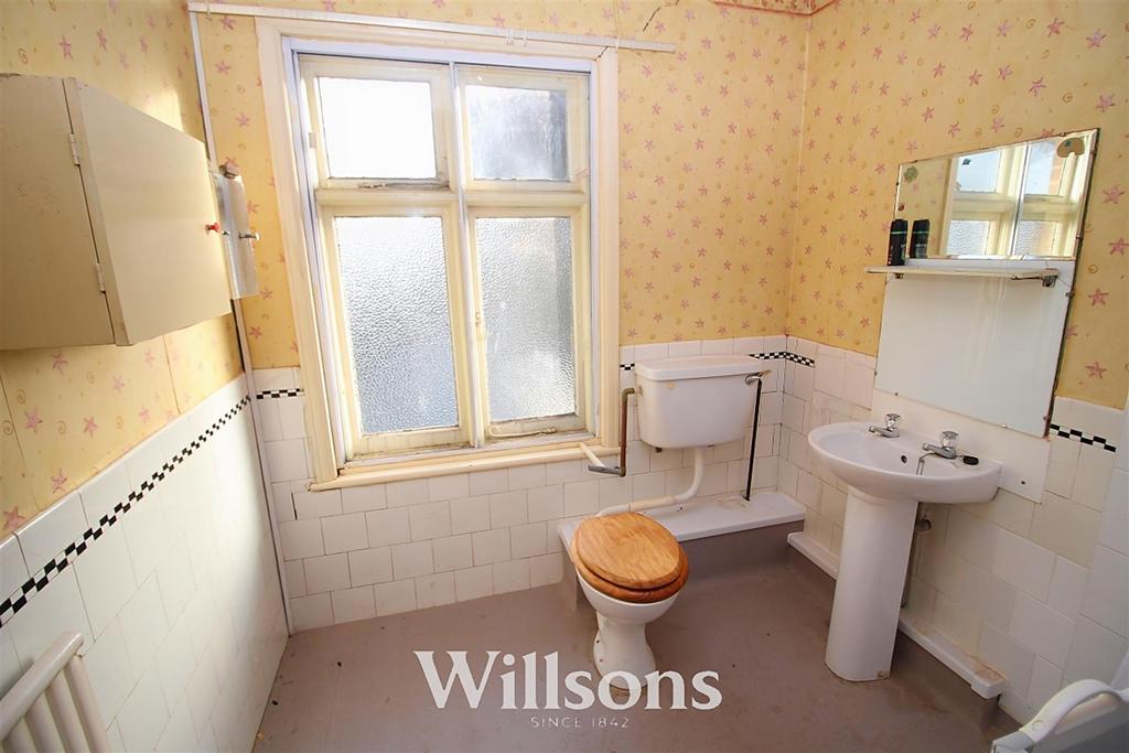 Shower room b.jpg