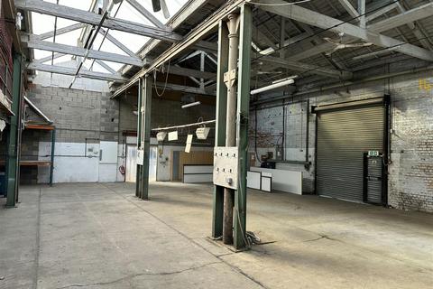 Industrial unit to rent, Unit 2, 51 Pillings Road, Oakham LE15 6QF