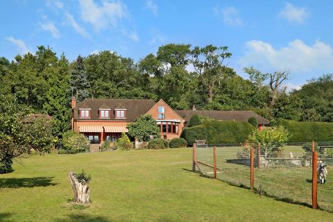 5 bedroom detached house for sale, Horseshoe Hill, Littleworth Common, Burnham, Buckinghamshire, SL1 8QE