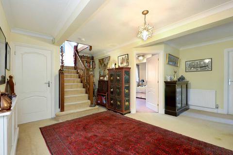 5 bedroom detached house for sale, Horseshoe Hill, Littleworth Common, Burnham, Buckinghamshire, SL1 8QE