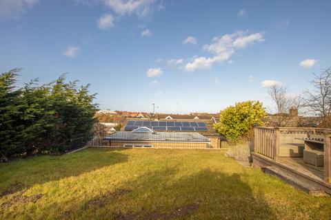 3 bedroom detached bungalow for sale, Holt Road, Cromer