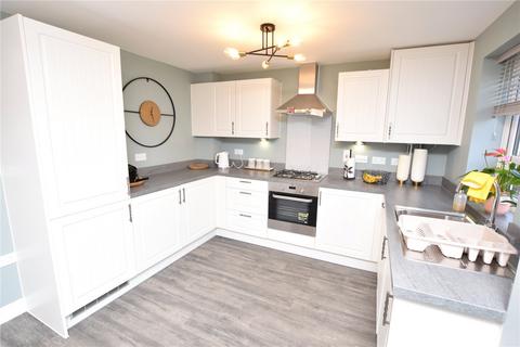 2 bedroom semi-detached house for sale, Buttermere Gardens, Hullbridge, Hockley, Essex, SS5