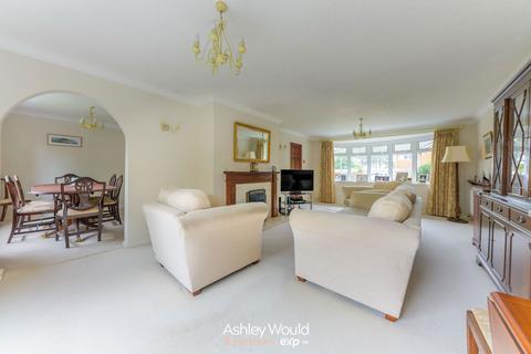 4 bedroom detached house for sale, Orchard Close, Stourbridge DY9