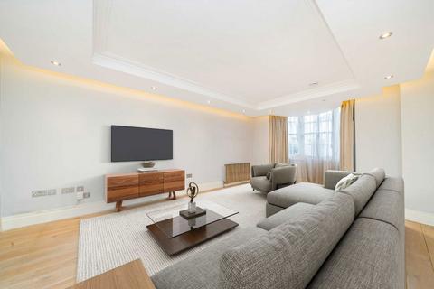 2 bedroom flat for sale, Gloucester Terrace, London W2