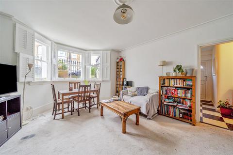 2 bedroom apartment for sale, North Road, Surbiton