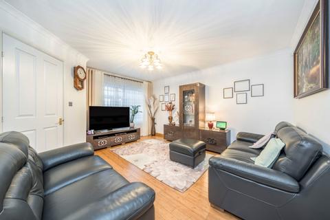 3 bedroom end of terrace house for sale, Greenhaven Drive, Thamesmead, SE28