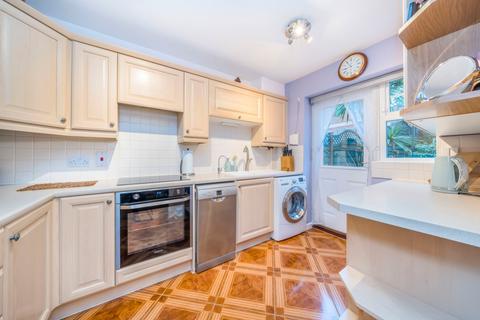 3 bedroom end of terrace house for sale, Greenhaven Drive, Thamesmead, SE28