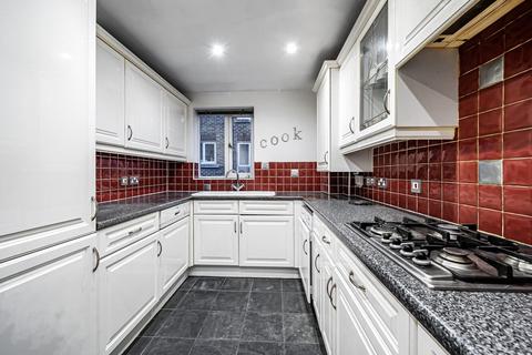 2 bedroom flat for sale, Copers Cope Road, Beckenham