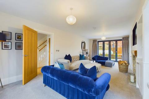 3 bedroom link detached house to rent, Haw Croft, Cononley, BD20