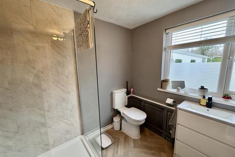 3 Aberlash Road, Ammanford, SA18 3NE