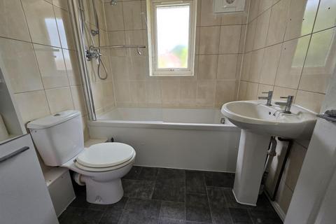 3 bedroom terraced house to rent, Grindleford Road, Birmingham