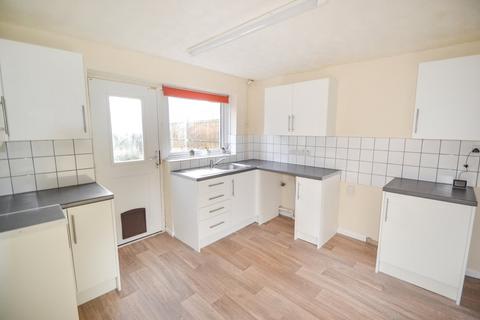 3 bedroom terraced house to rent, Deepfield Road, Dawley