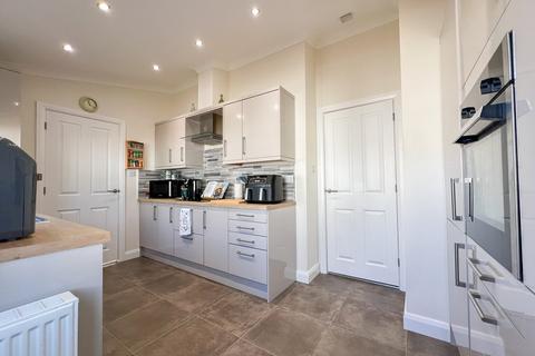 2 bedroom park home for sale, Castle Lake, Saltmarshe Castle, Bromyard, HR7