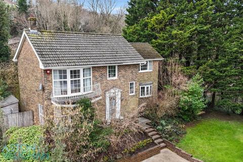 4 bedroom detached house for sale, Withdean Rise, Brighton BN1