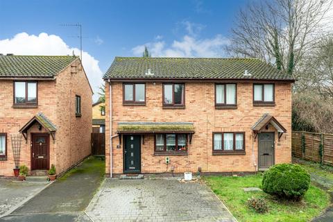 6 Birch Leys, Hemel Hempstead, HP2 7SA