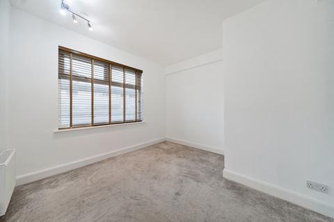 3 bedroom apartment for sale, Taymount Rise, London