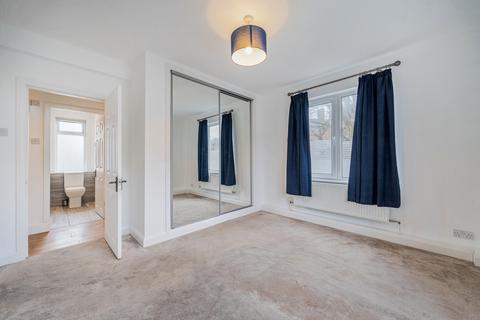 3 bedroom apartment for sale, Taymount Rise, London