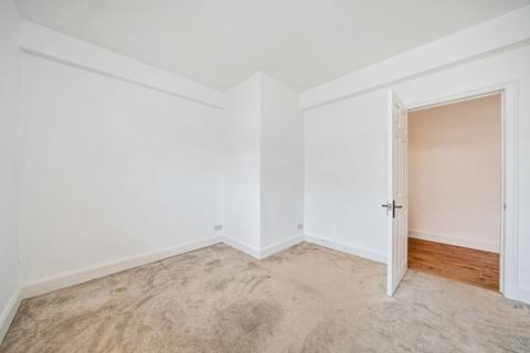 3 bedroom apartment for sale, Taymount Rise, London