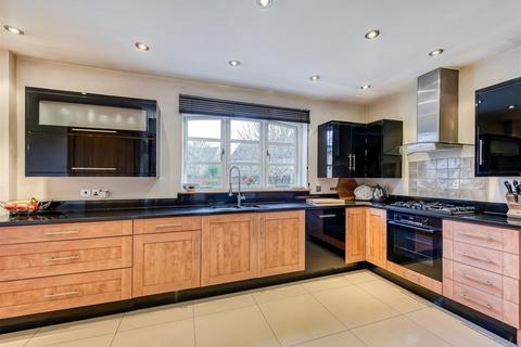 5 bedroom detached house for sale, Orchard House, 6 Engleton Lane, Brewood, ST19 9DZ