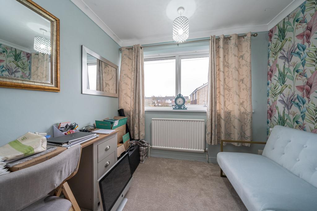 2-Lancaster-Road-01609