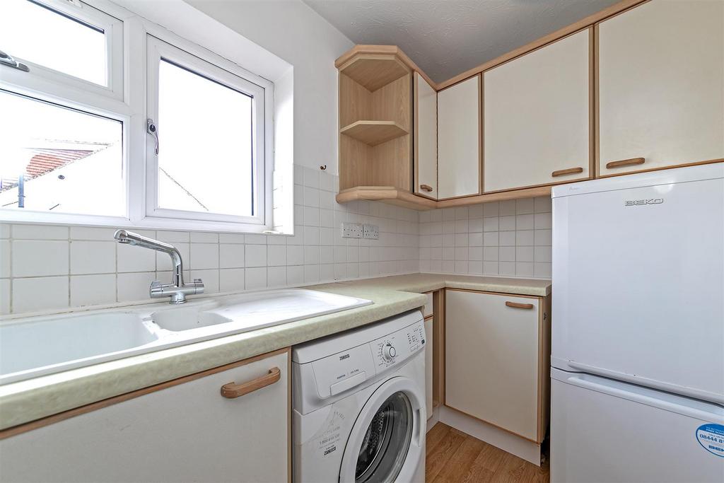 15 ACampfield Road-9.jpg