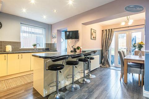 44 Spoonhill Road, Sheffield, S6 5PA